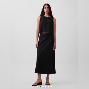 GAP Linen Cropped Top